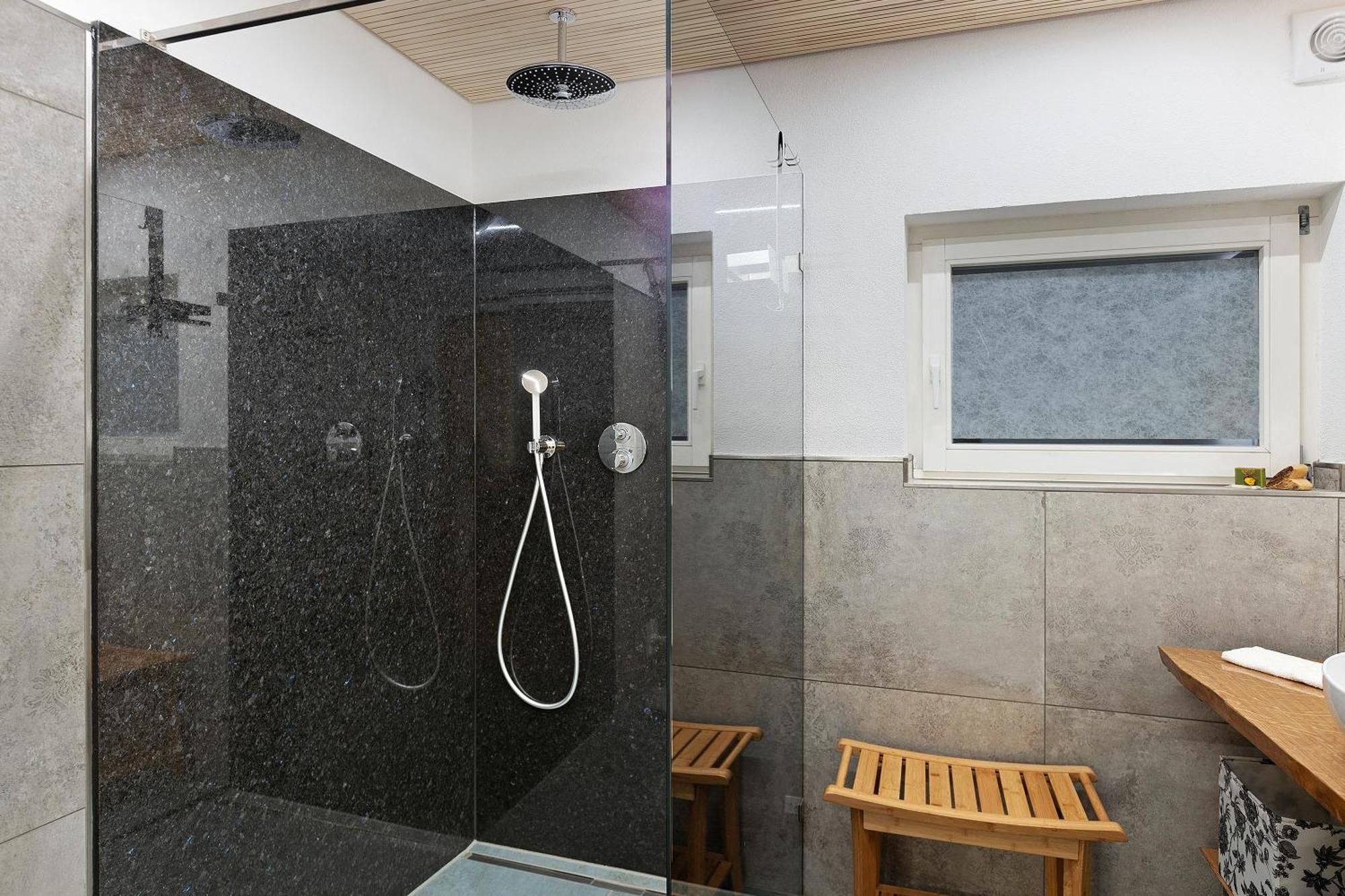 Zum Haselbach Apartment Weilheim Luaran gambar